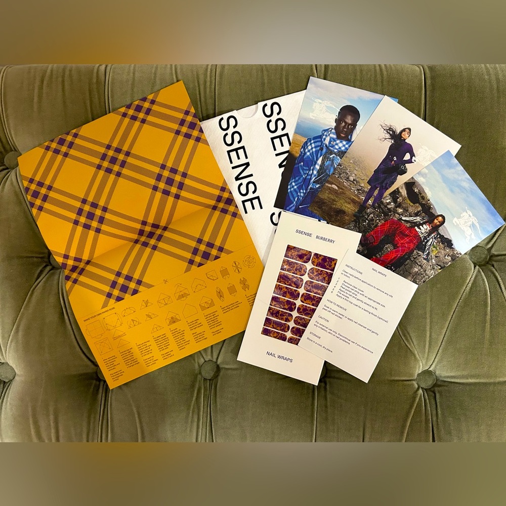 Burberry x Ssense Luxury Nail Wraps NWT Roses Plaid Check Design Art Project